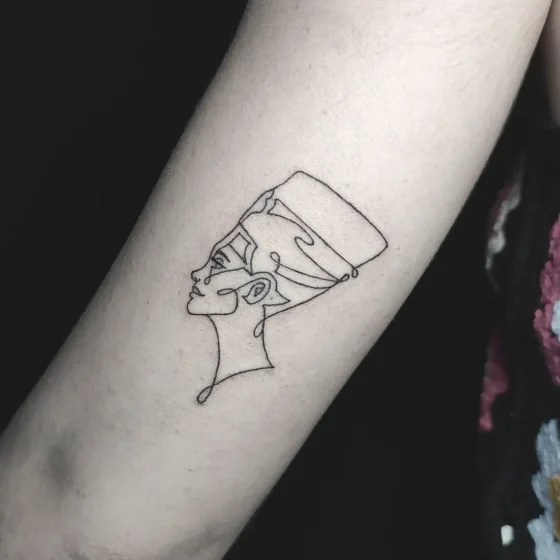 Minimalist Cleopatra Line Art