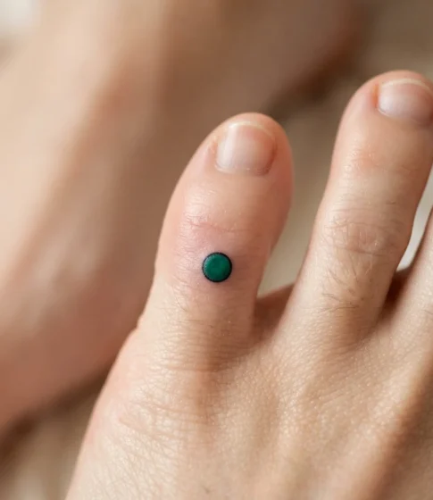 Birthstone Dot